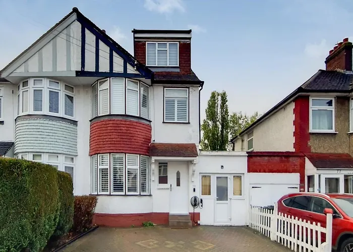 Eejs Charming London 6 Bedroom Home - With Large Garden